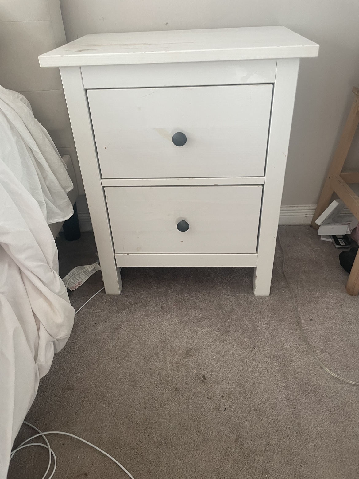 White Nightstands - photo 2