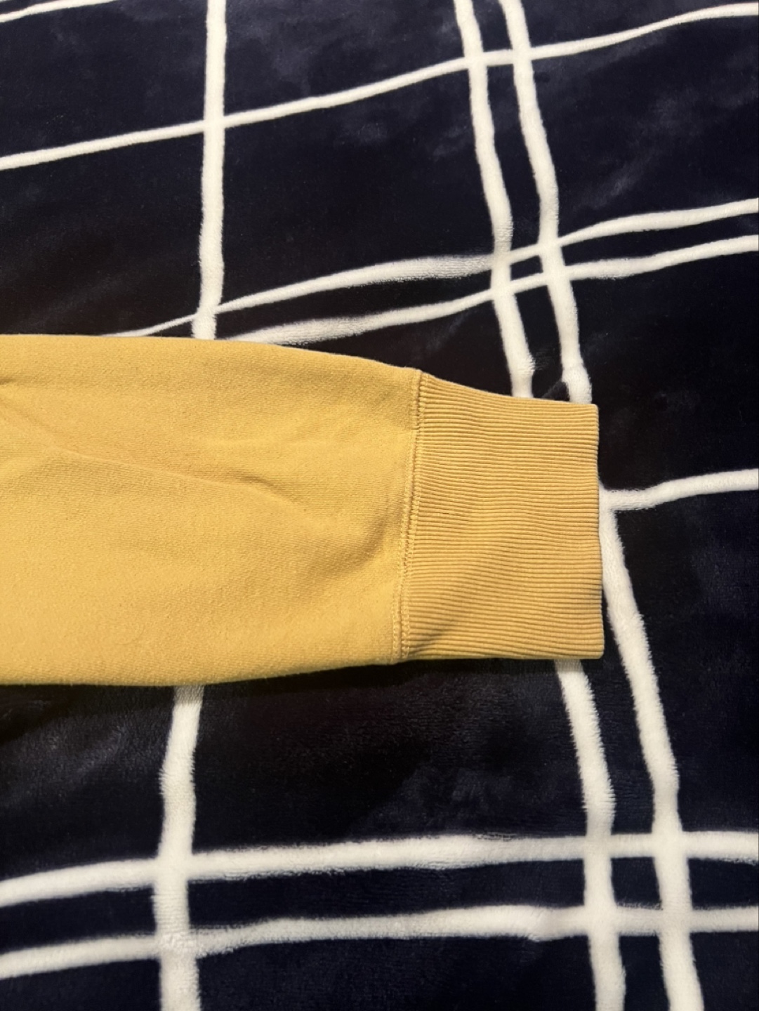 Roots Yellow Hoodie - Size XL - photo 5