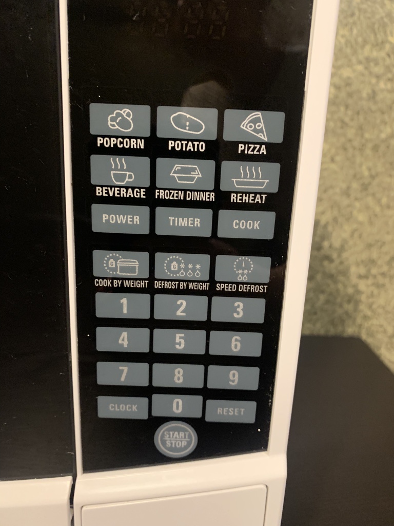 RCA Microwave - photo 2
