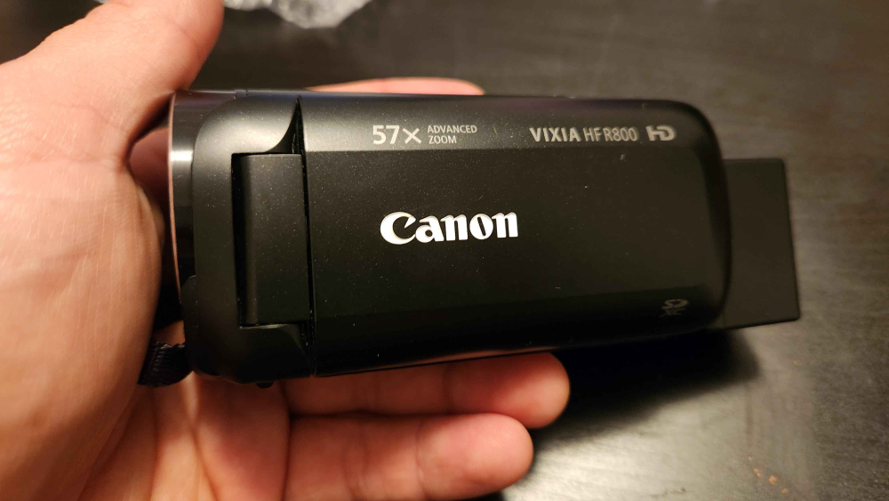canon vixia hfr800 Camcorder - photo 5