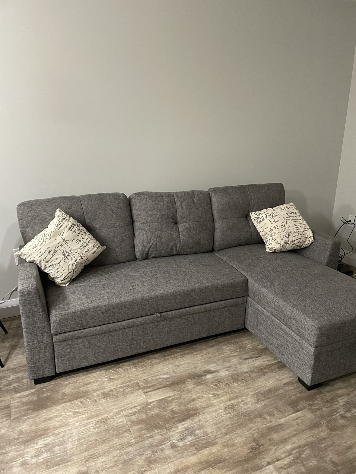 Nadha 85” Square Arm CAL117 Compliant Sofa Bed