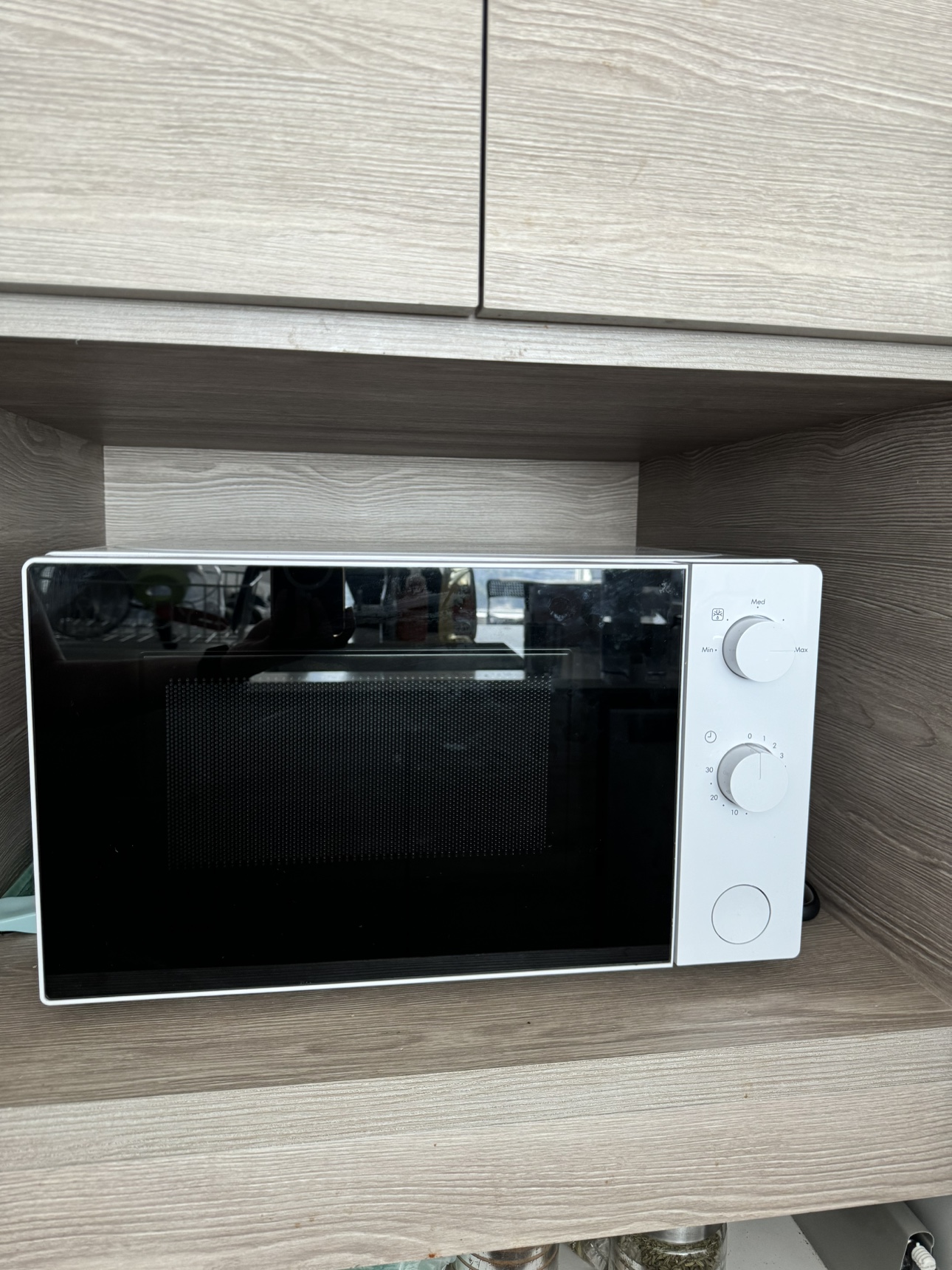 Microwave