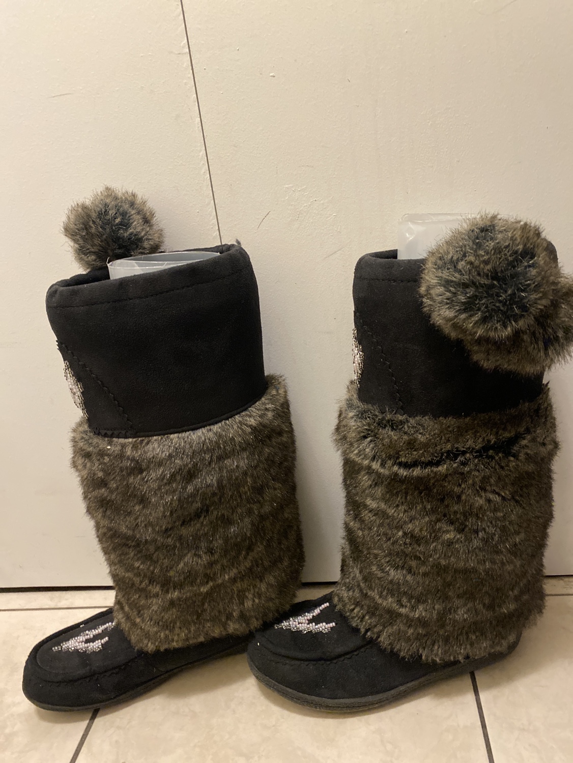 Black Faux Fur Winter Boots - photo 2