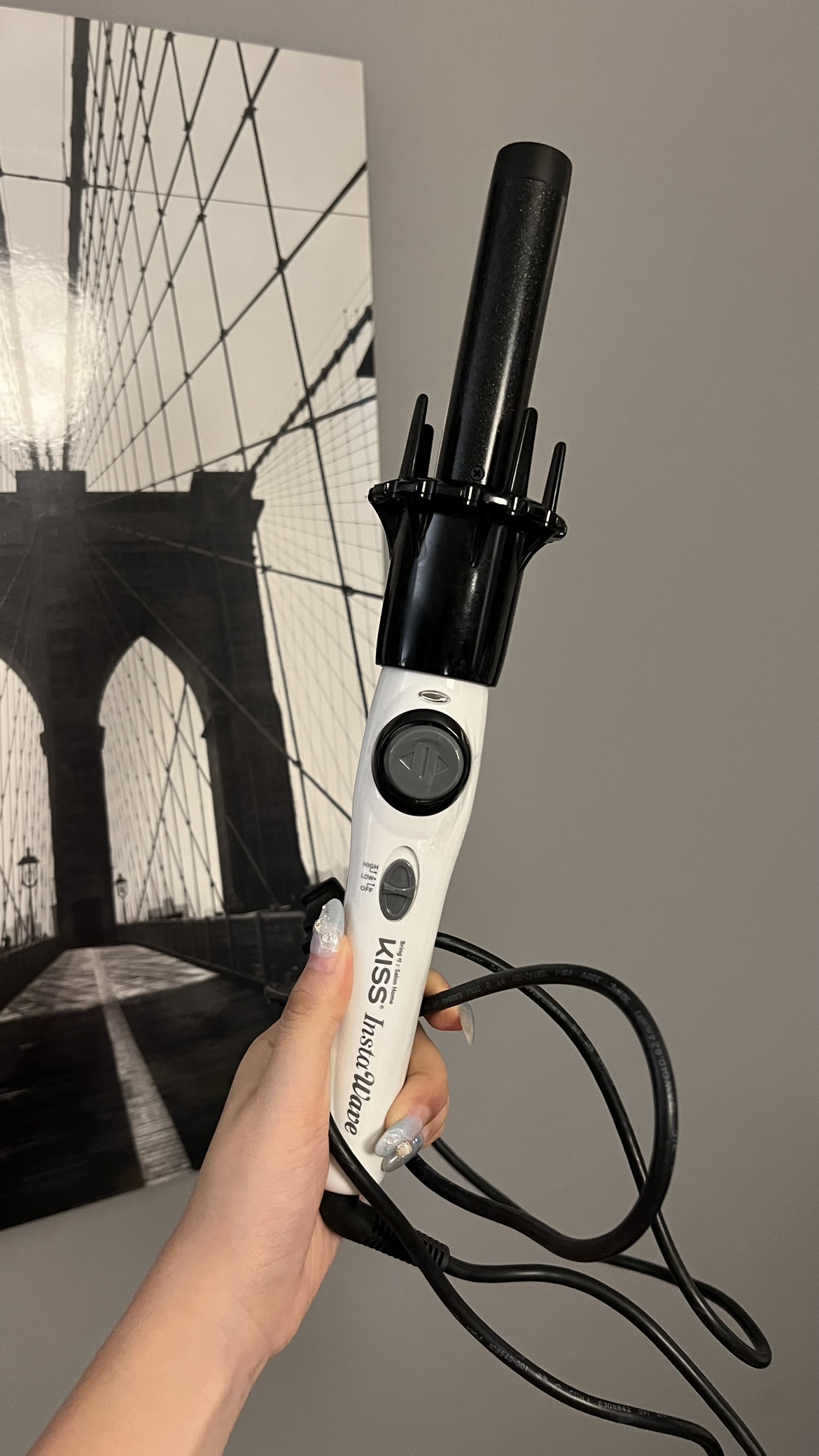 Used curling iron thumbnail