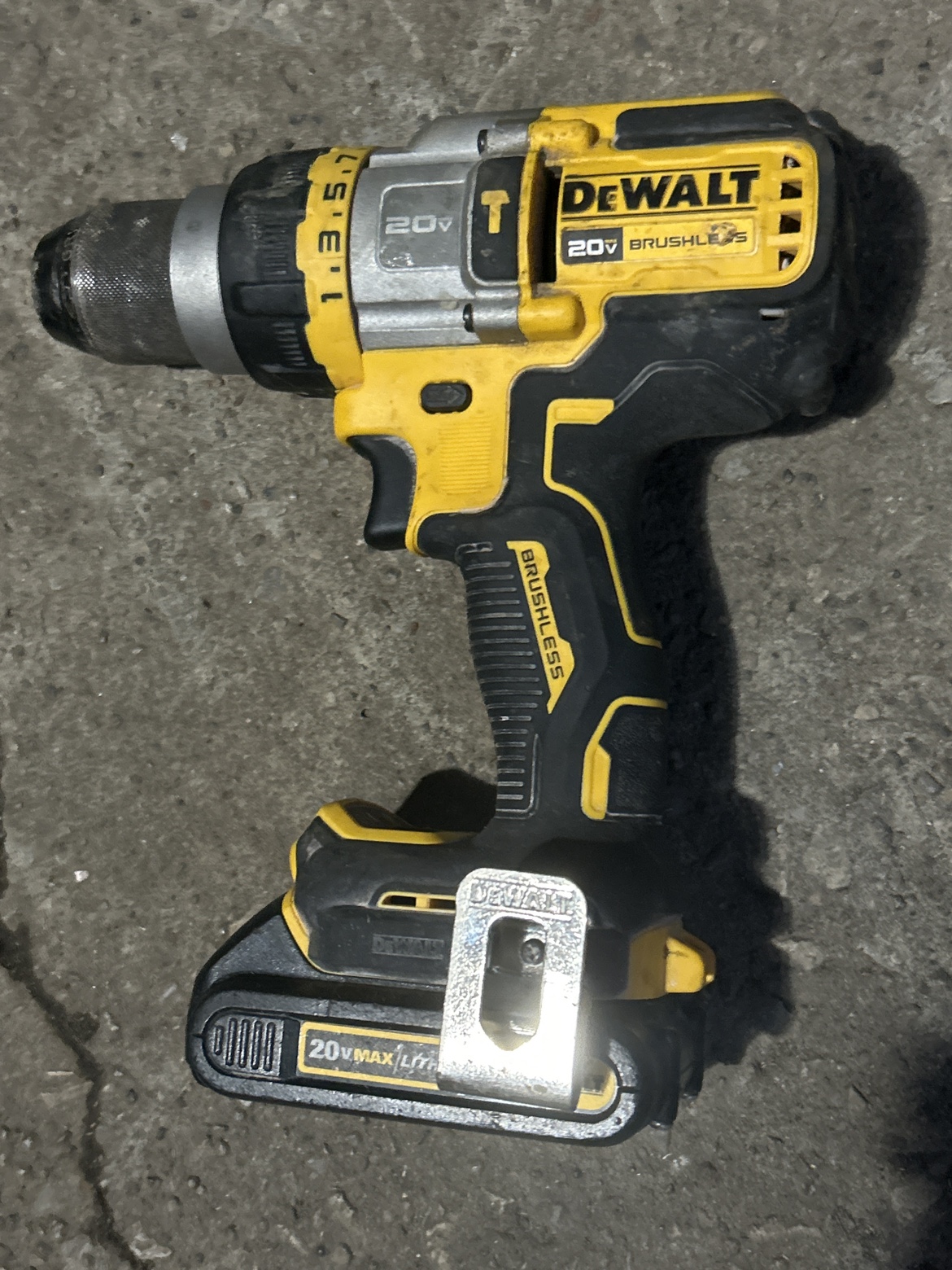 Dewalt 20v Cordless Drill/Driver thumbnail