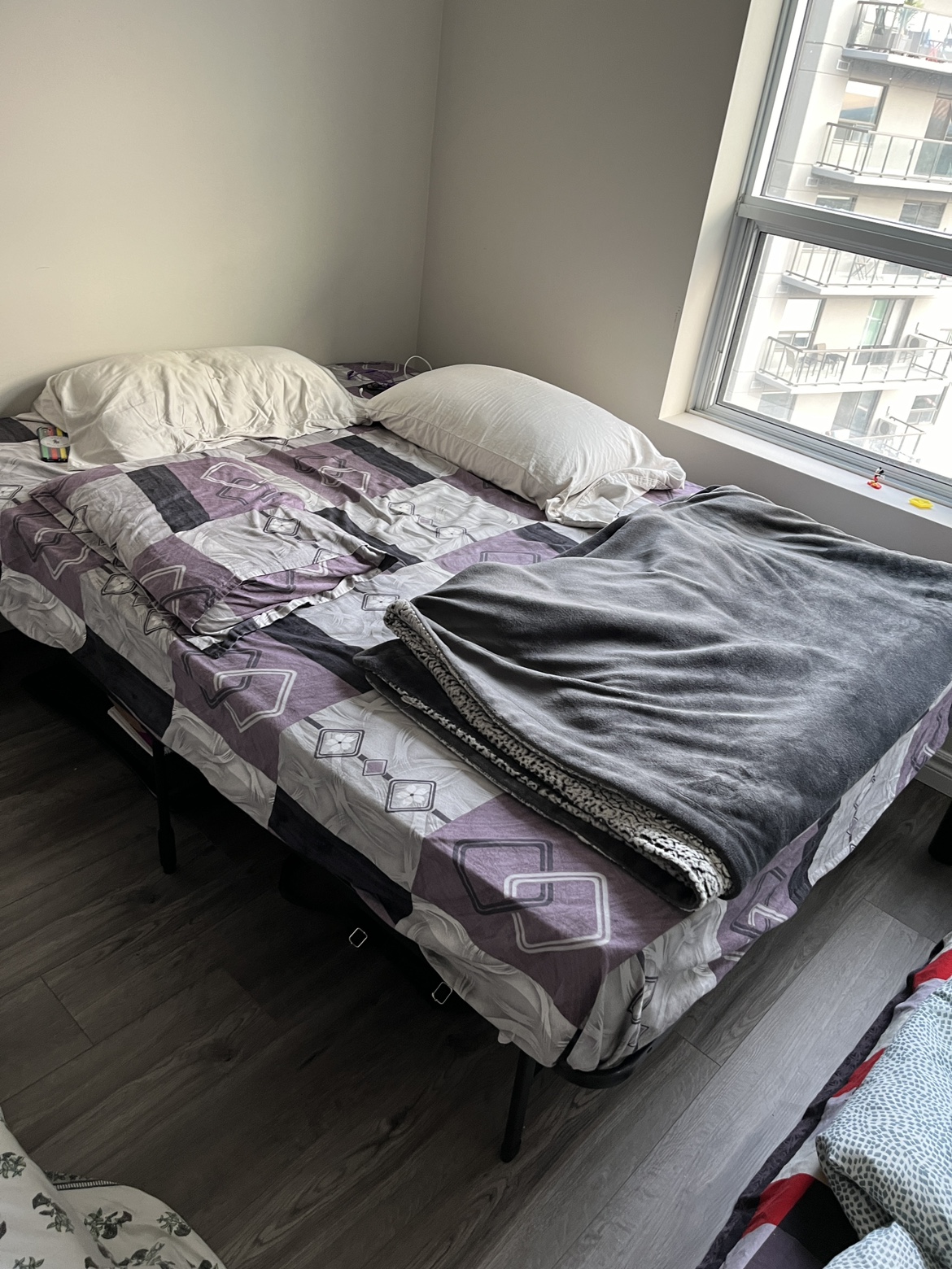 Double mattress, hard form mattress