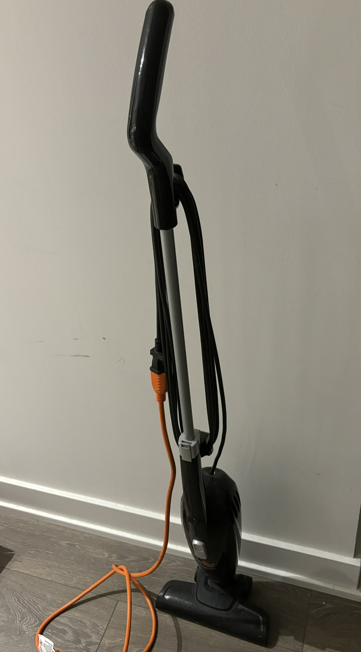 Bissell Vacuum thumbnail