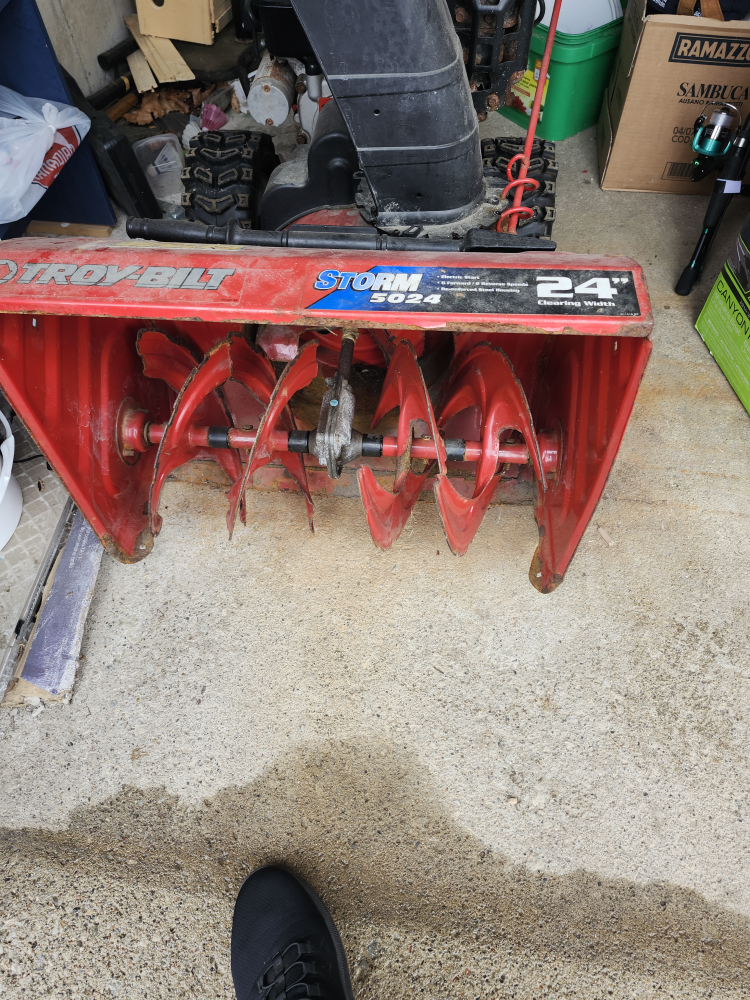 snow blower for parts or as scrap