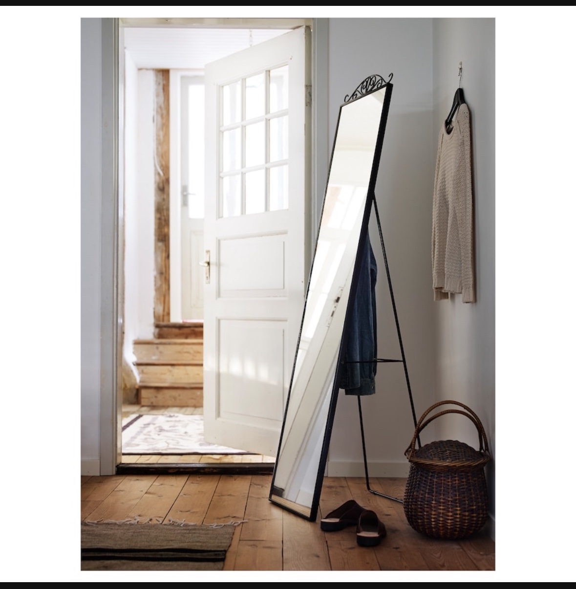 Ikea Black Floor Mirror image indicator(2)