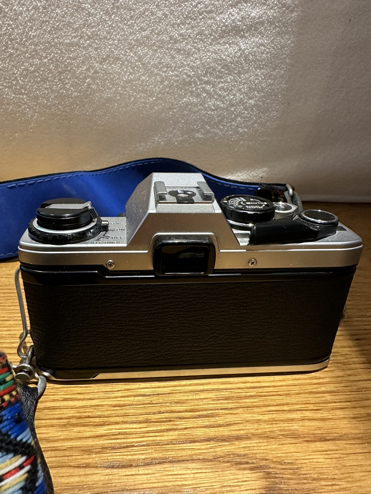 Olympus OM-10 35mm Film Camera - photo 3