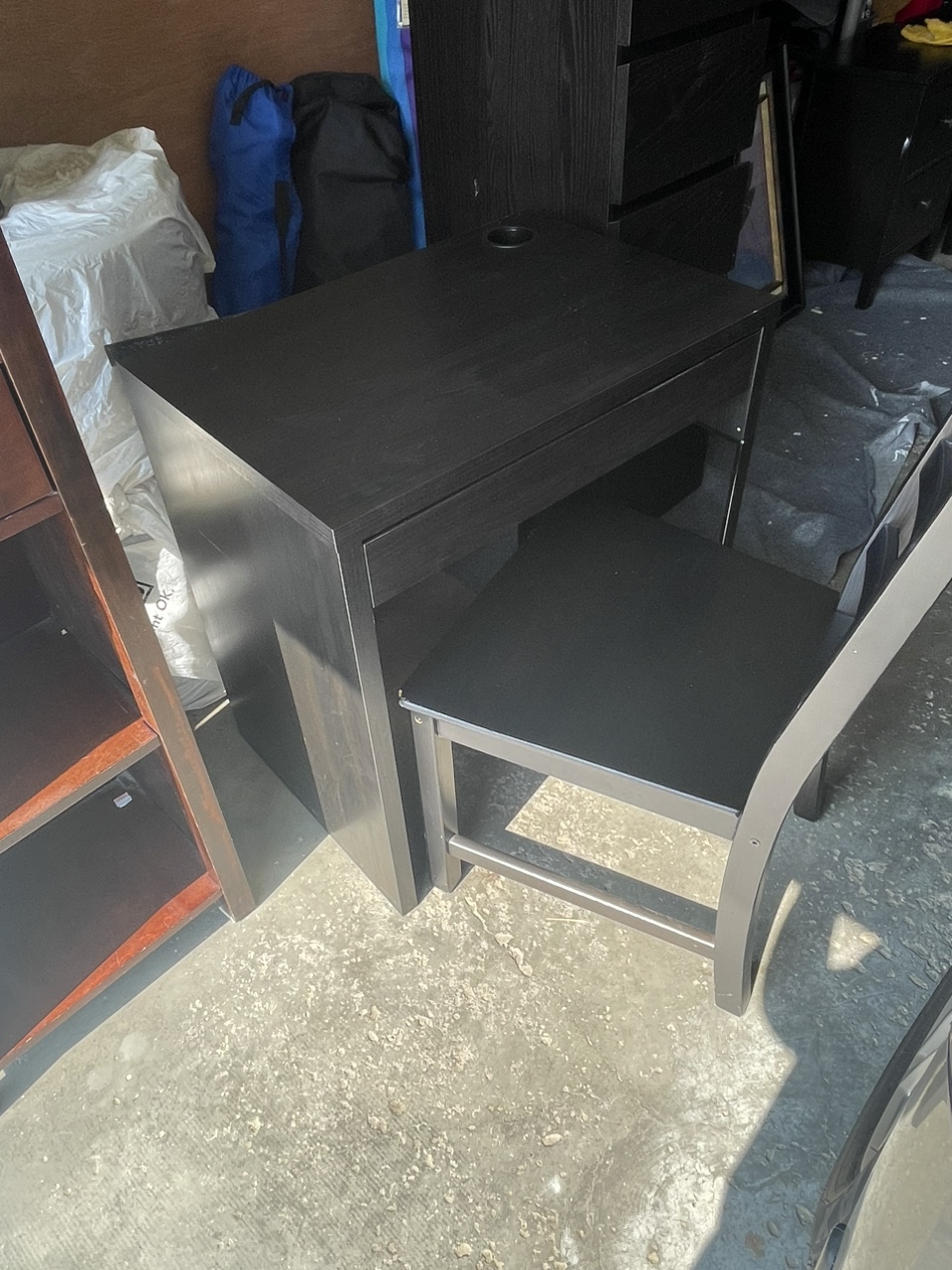 IKEA Micke desk