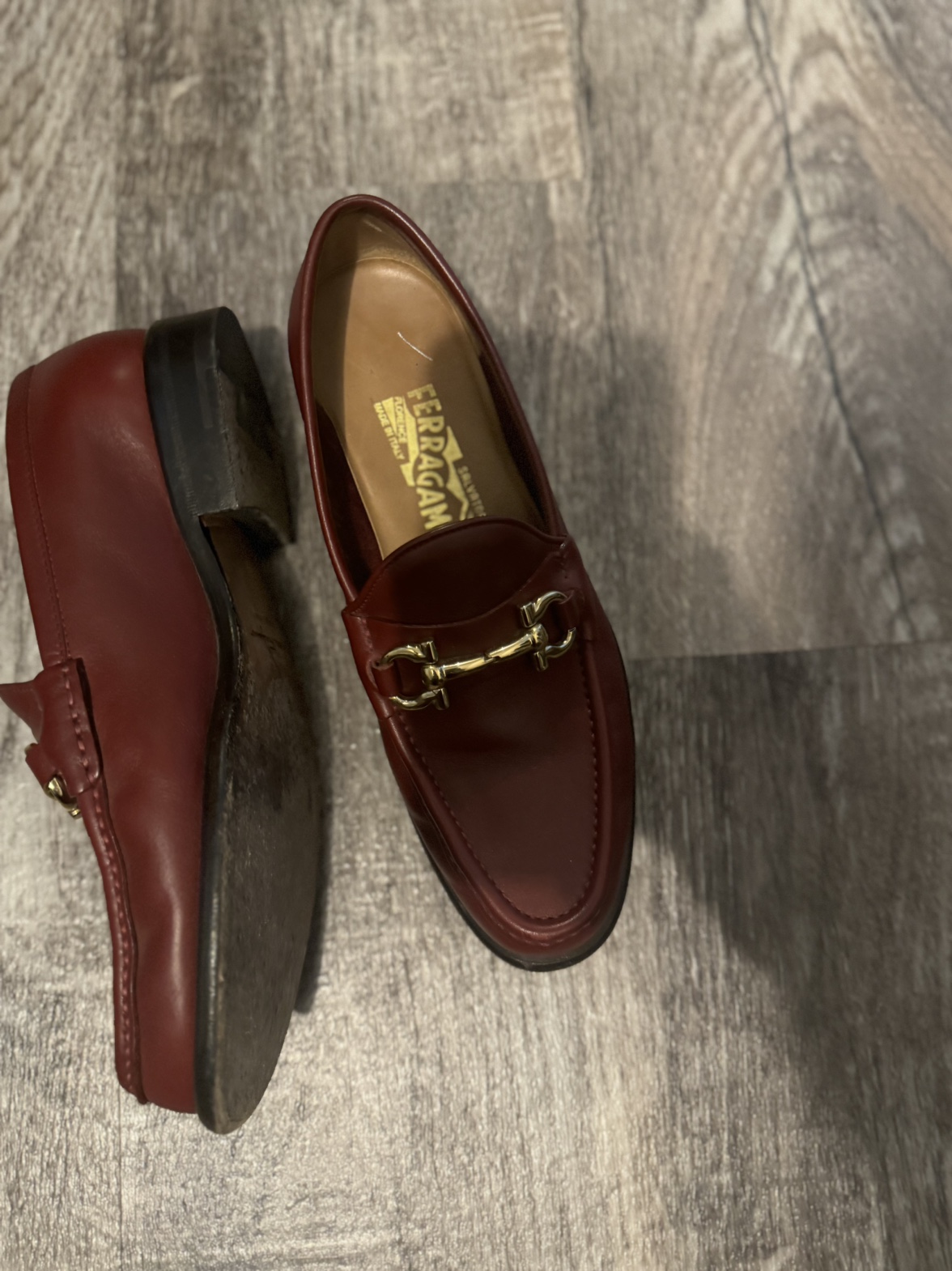Ferragamo loafers image indicator(2)