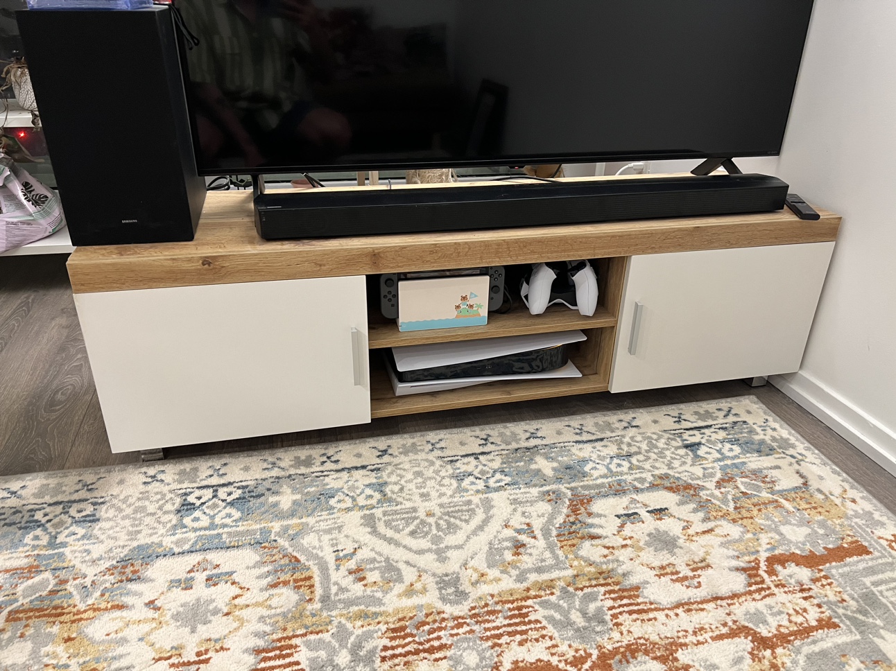 TV Stand / console unit with Storage - photo 2