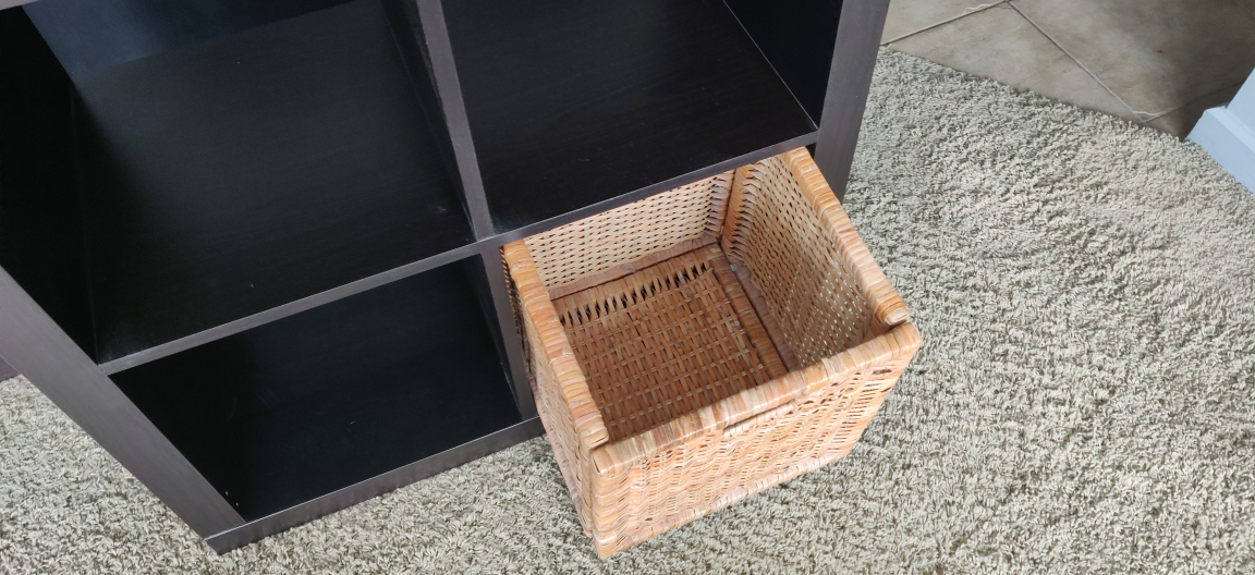 3 Kallax Shelving Units + 6 Wicker Baskets - photo 2