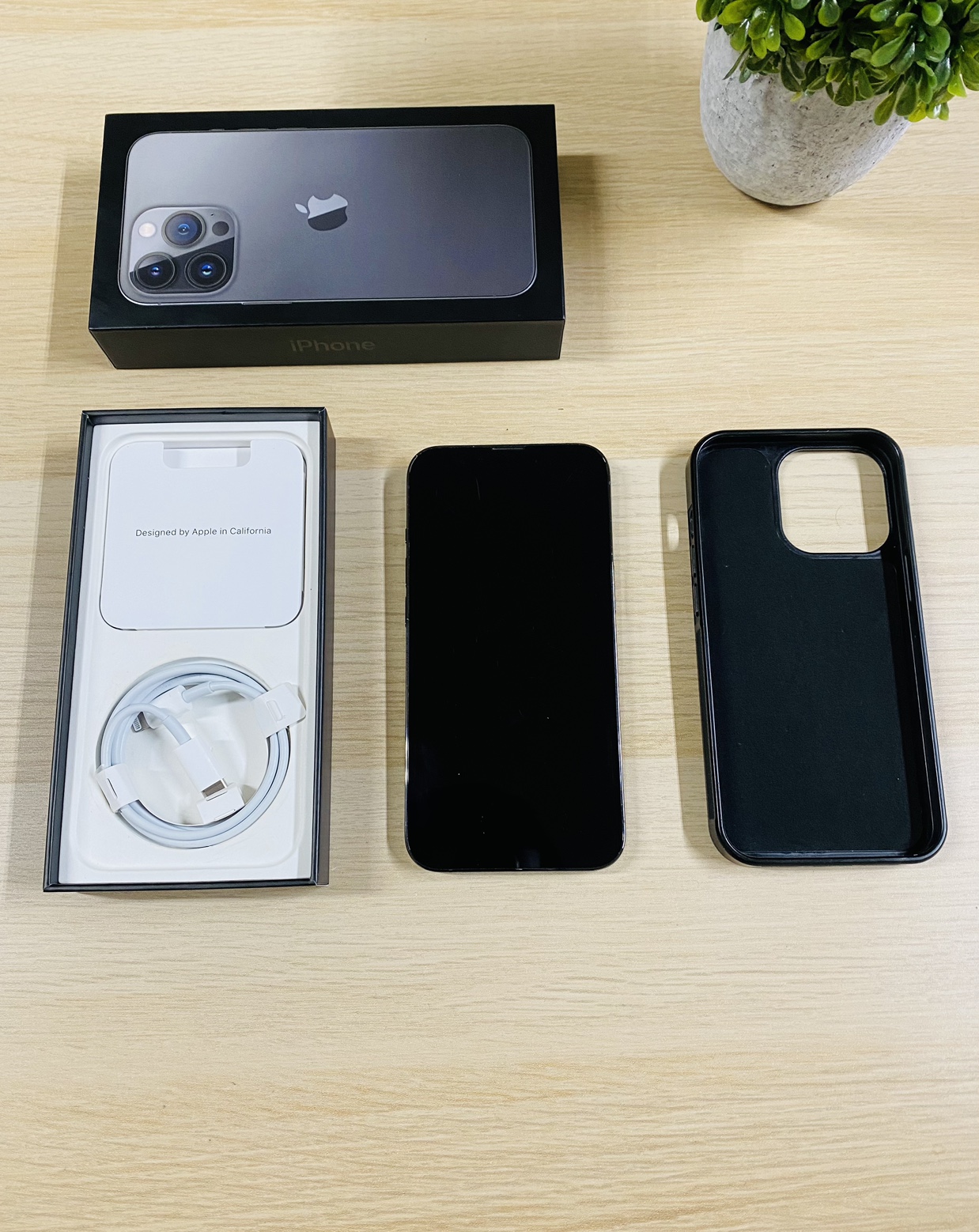 Apple iPhone 13 Pro 128Gb ( Unlocked ) Mint condition thumbnail