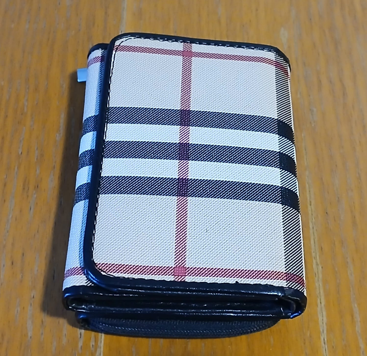 Checkered Wallet image indicator(2)