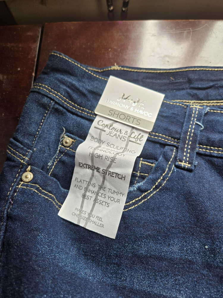 stretchy  jean shorts image indicator(2)