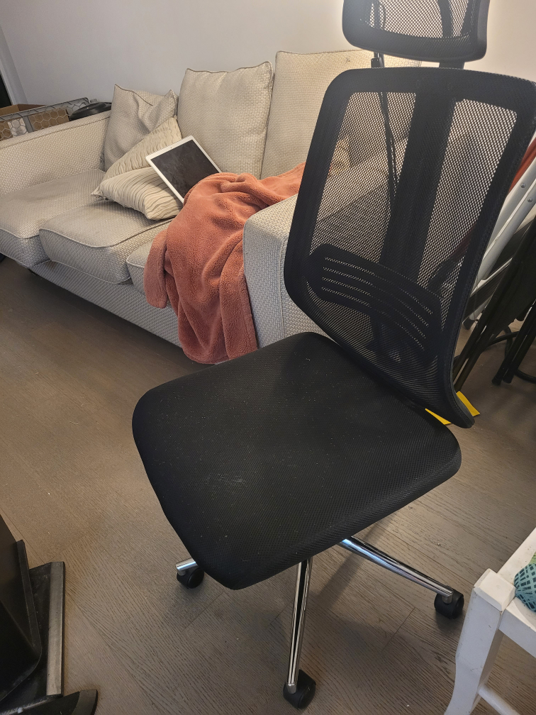 desk chair #freecycle - photo 2