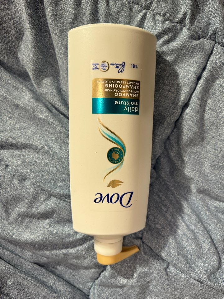 New) Dove Daily Moisture Shampoo