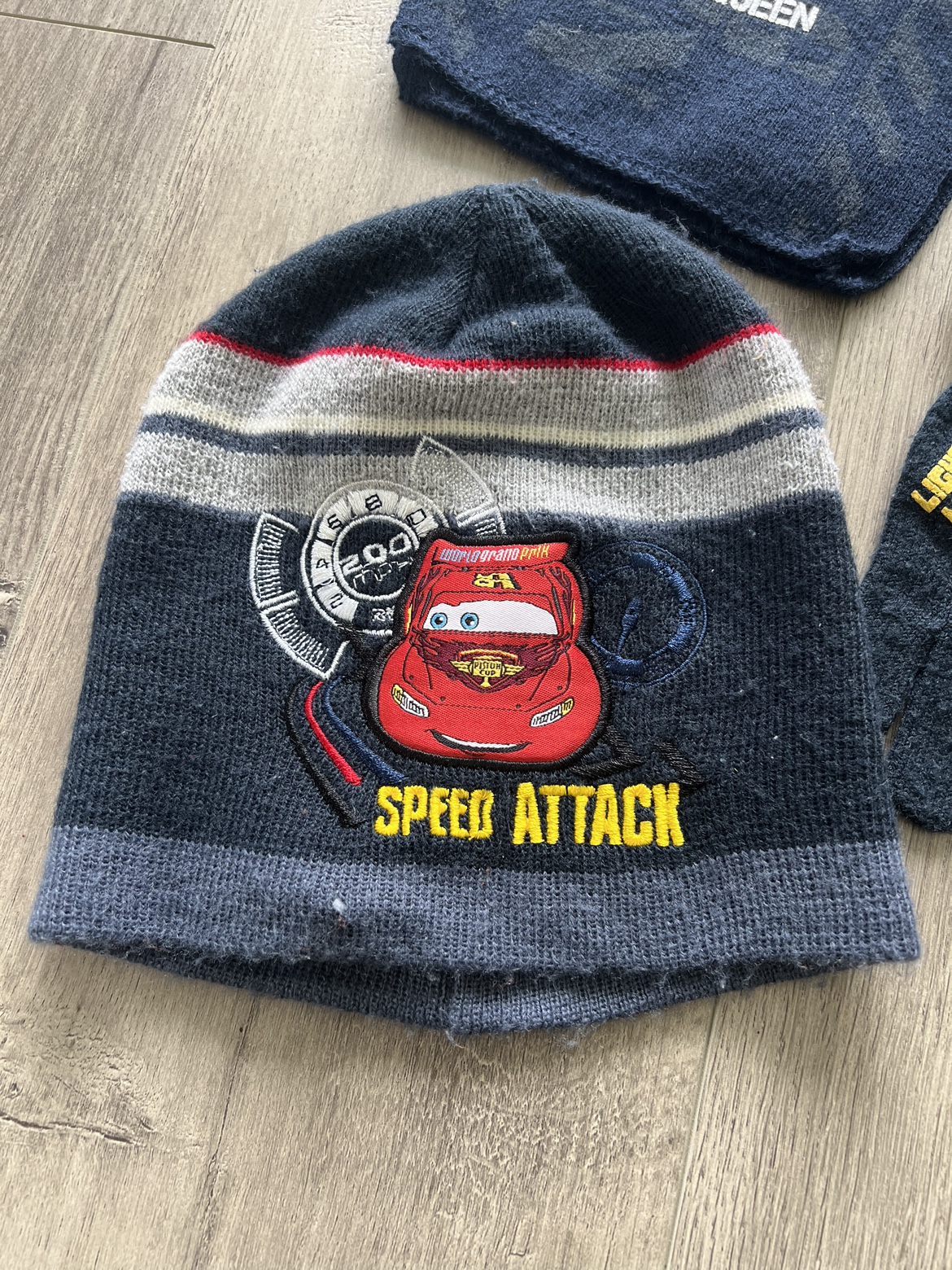 Lightning McQueen 3 piece winter set Toddler image indicator(2)