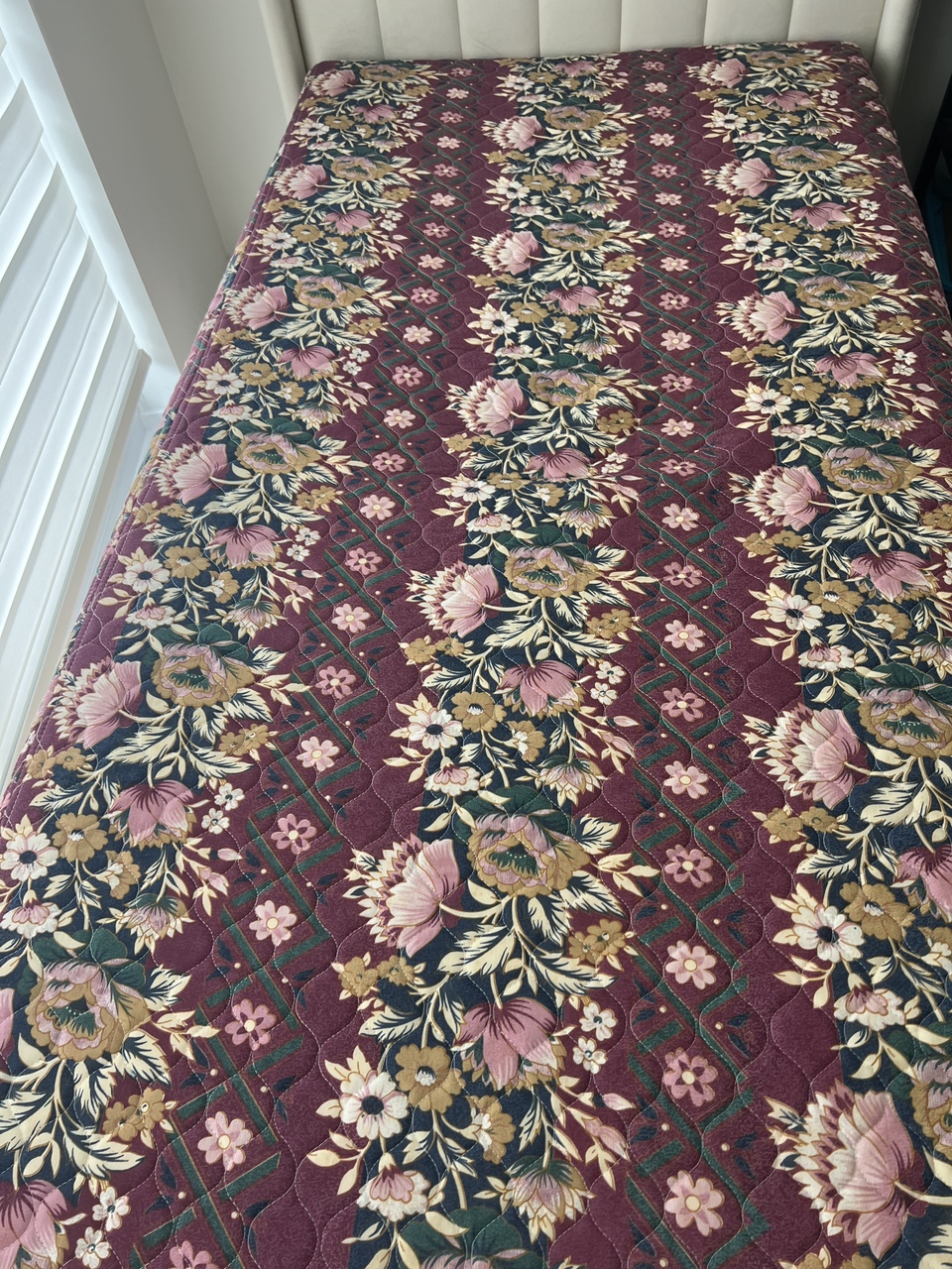 Twin size bed mattress