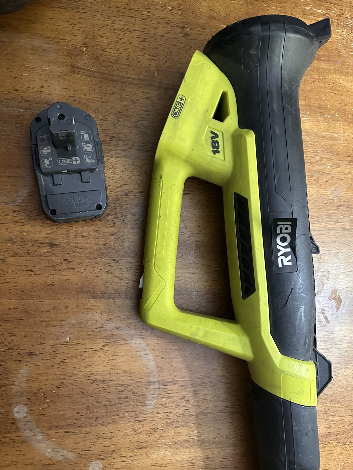 Ryobi P2109 leaf blower with battery - photo 2