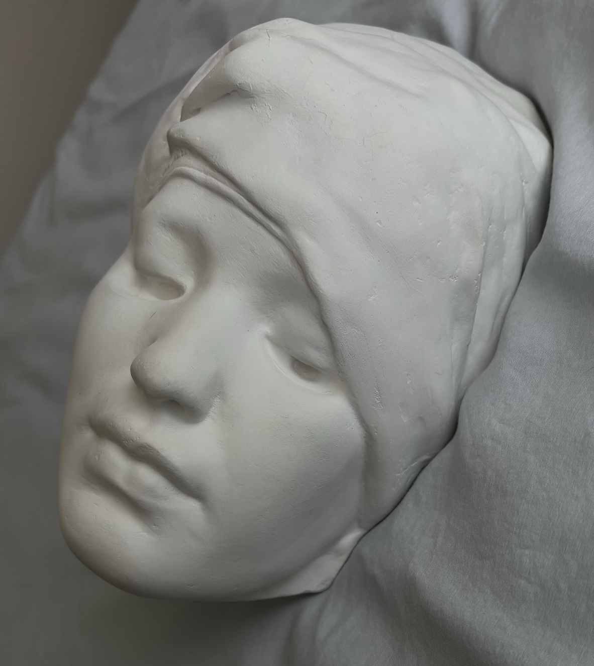 Plaster cast, Nubian female mask. image indicator(2)