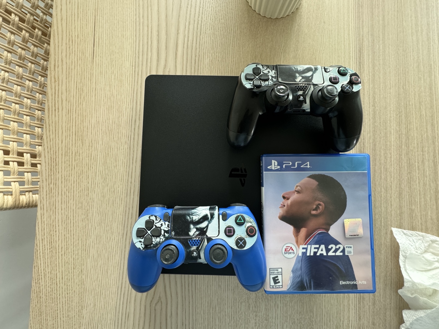 PS4 SLIM 1 TB - $160 thumbnail