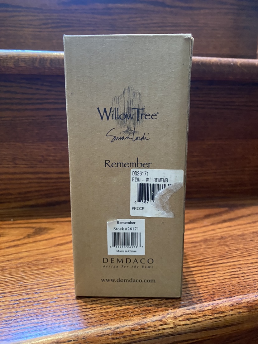 Willow Tree Figurine Remember - photo 3