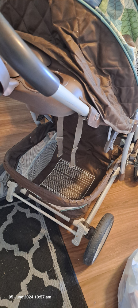 sturdy stroller - photo 2
