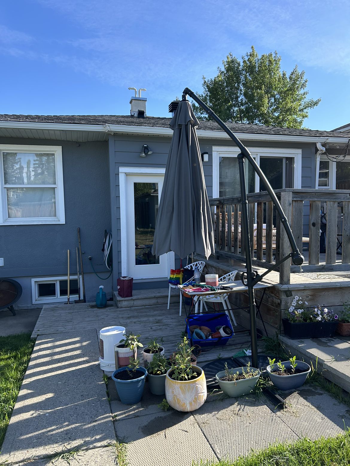 Grey cantilever patio umbrella - photo 4