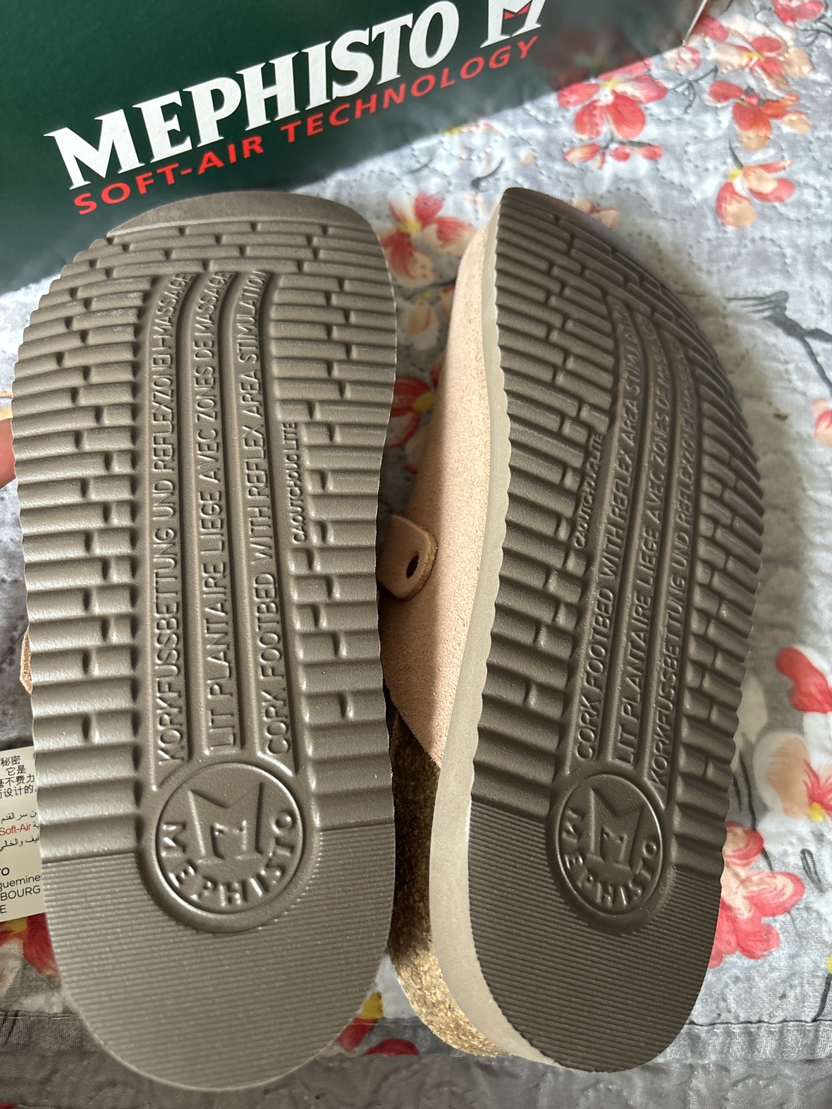 Mephisto Sandals/ Slip ons image indicator(3)