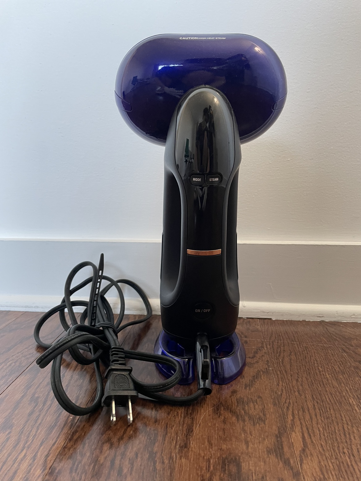 Fabric steamer