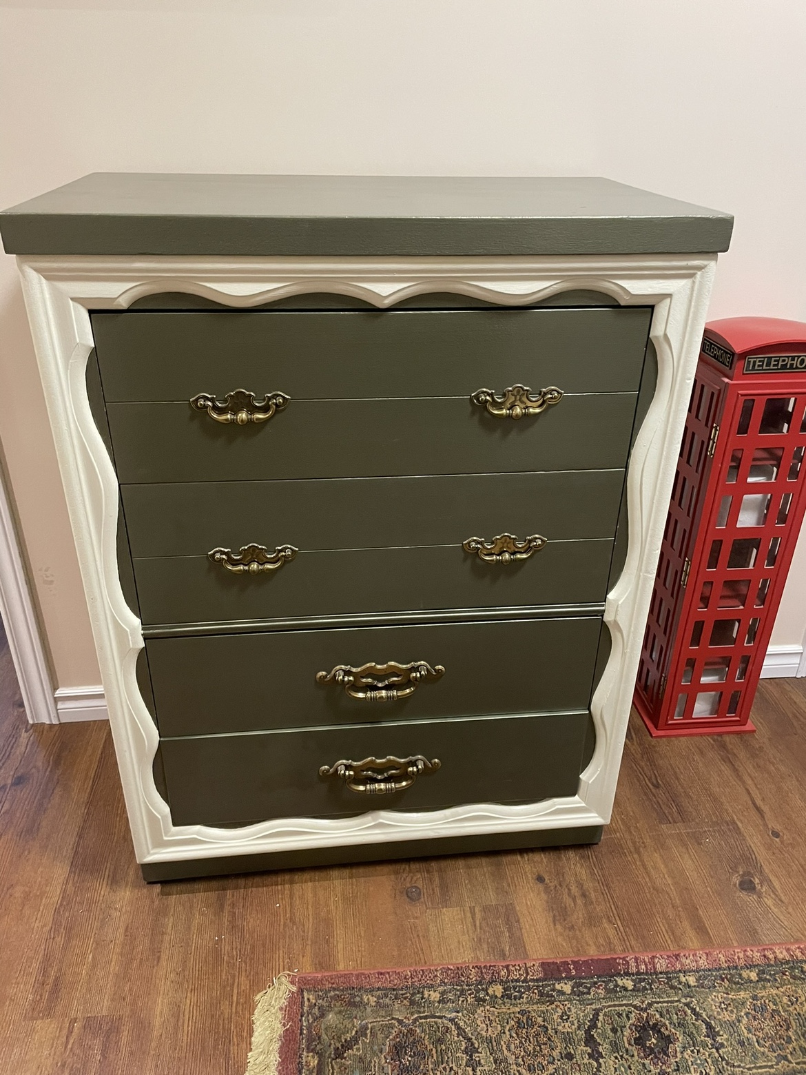 Vintage Four Drawer Dresser