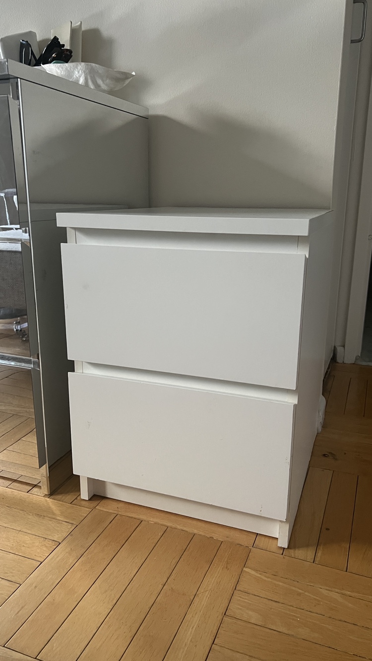 White Cabinet / Nightstand / Drawers / Dresser