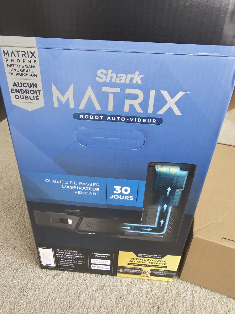 shark Matrix robotic vaccum cleaner with self empty bin