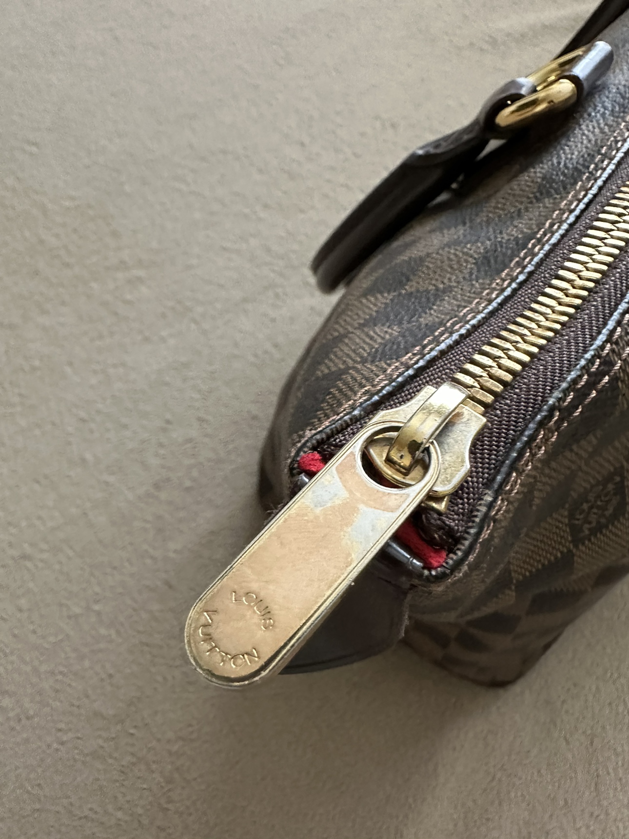 Louis Vuitton Damier Ebene Saleya MM Tote Bag image indicator(8)