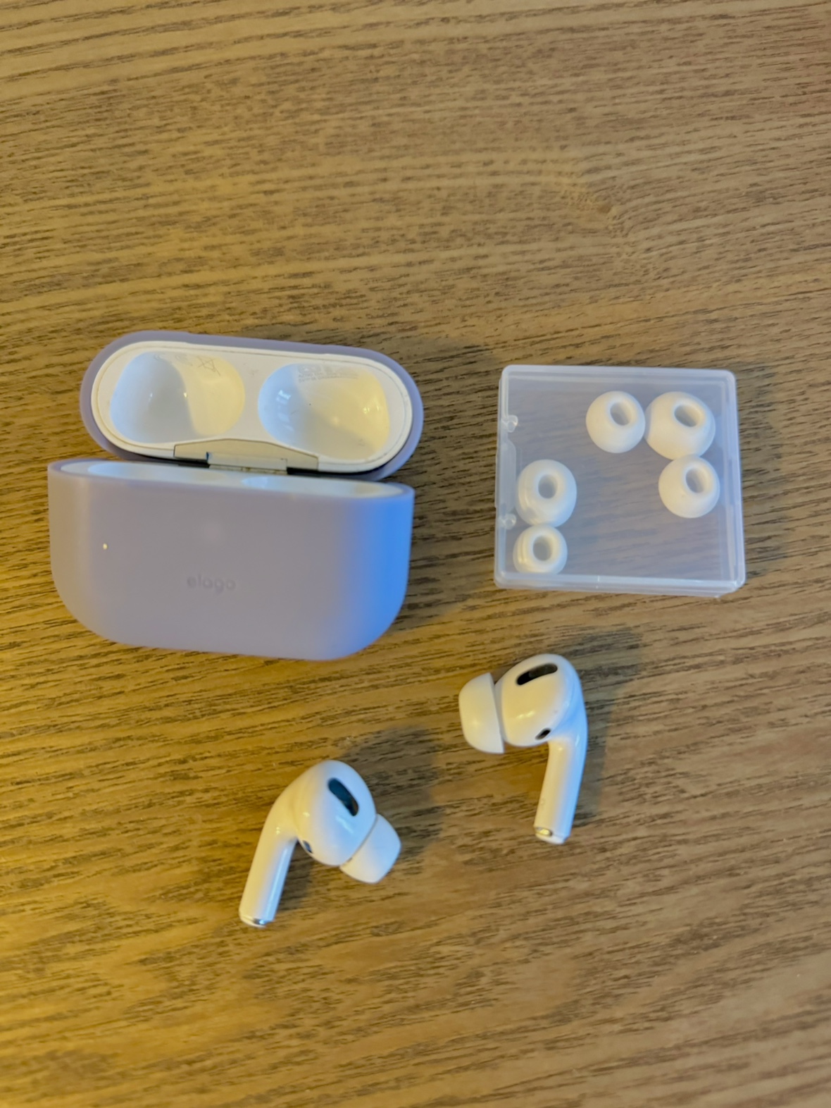 AirPods Pro 1st Gen - like new condition