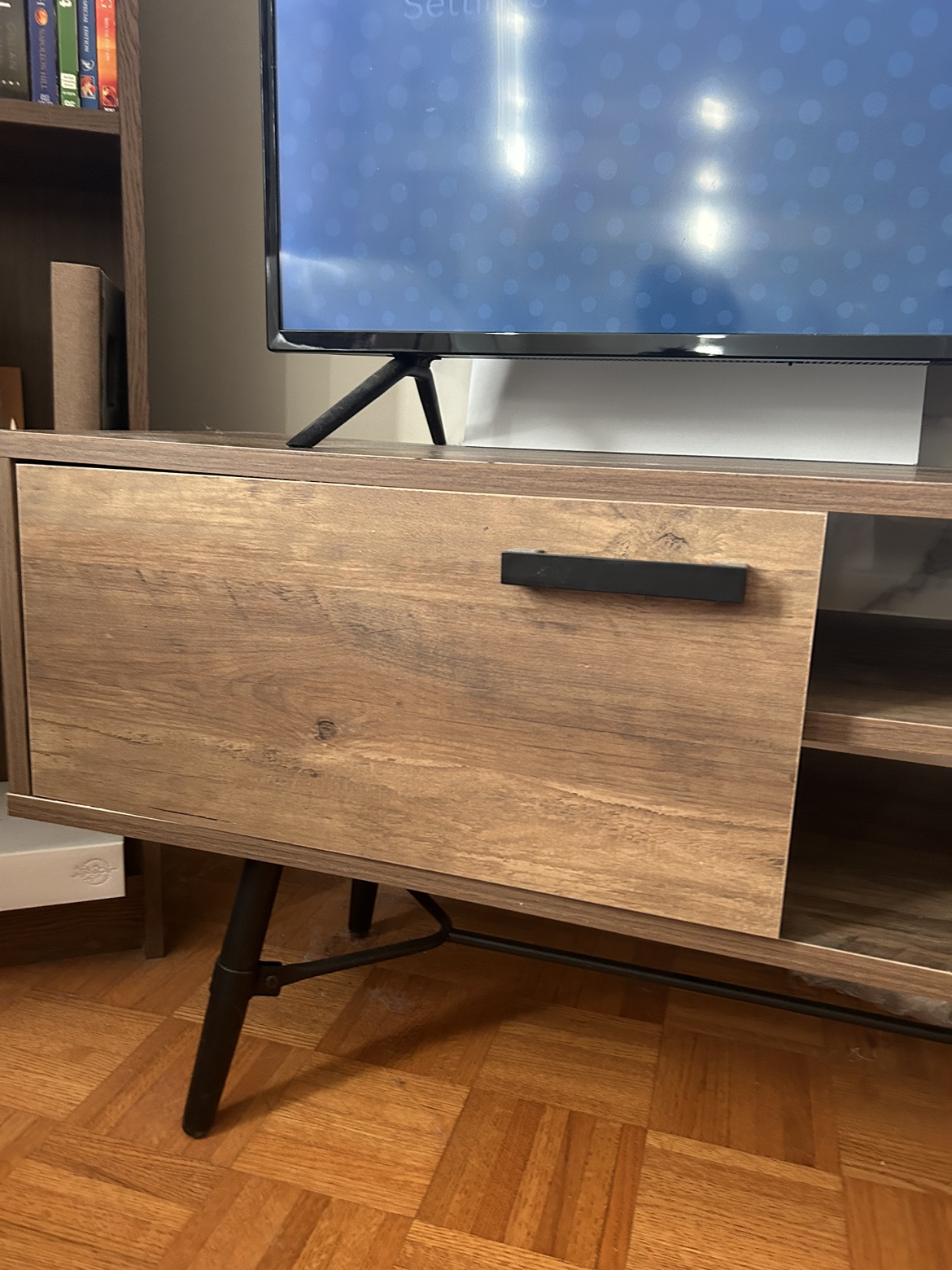 TV Stand ✨ Structube image indicator(3)