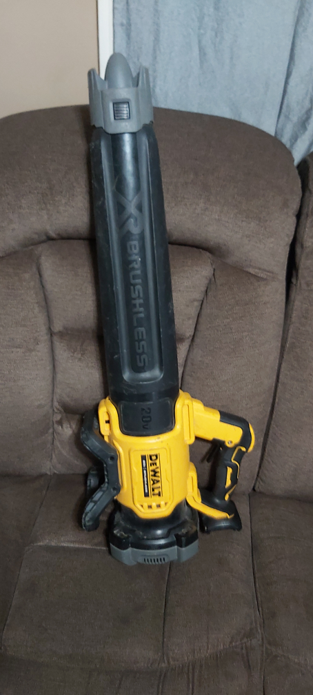 DeWalt leaf blower - photo 4