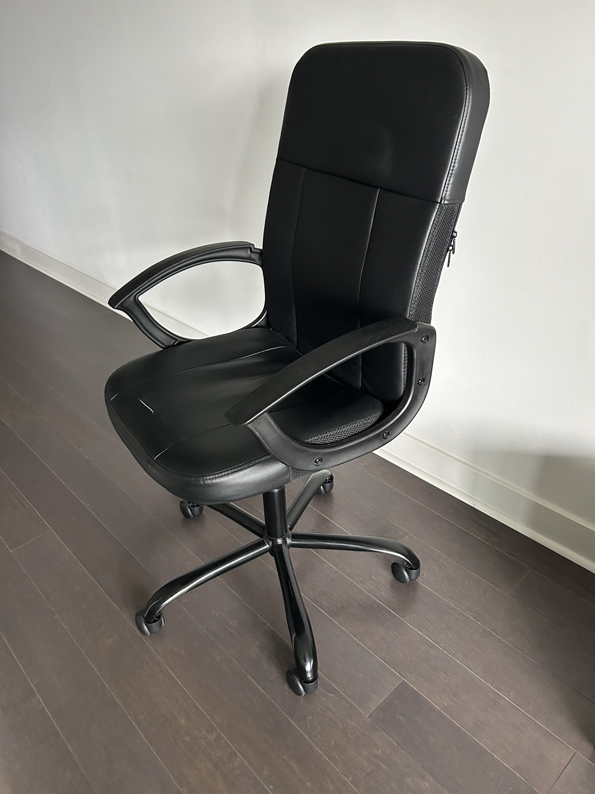 Desk Chair thumbnail