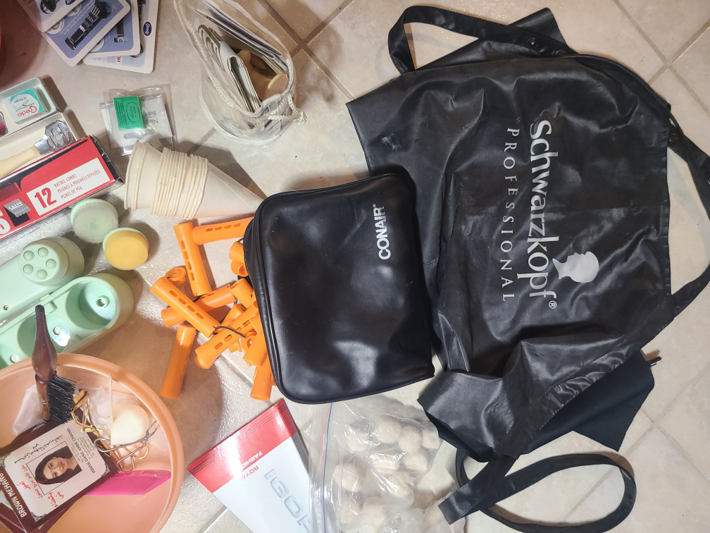 Hair Salon  Supplies and nails and esthetics image indicator(4)