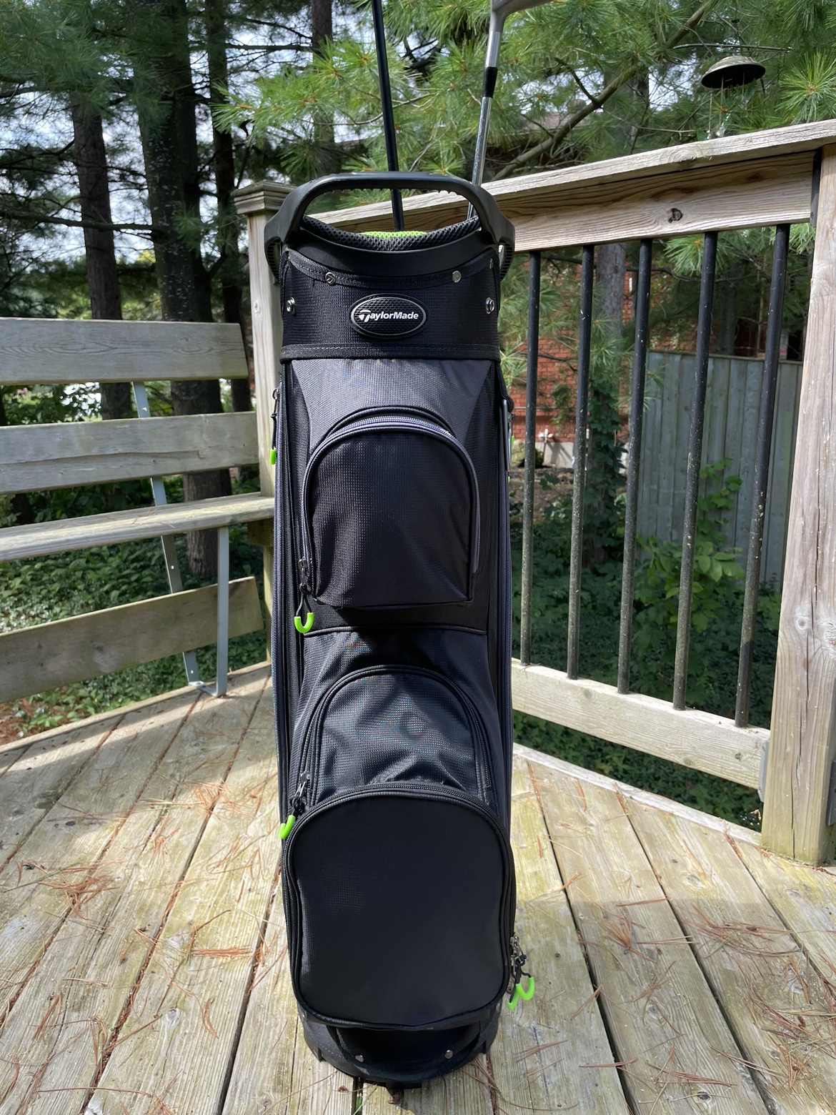Taylor made golf bag- dropped price