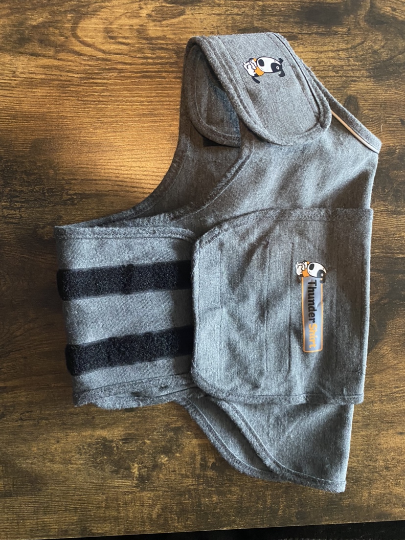 Thunder Shirt for Anxious Dogs image indicator(2)