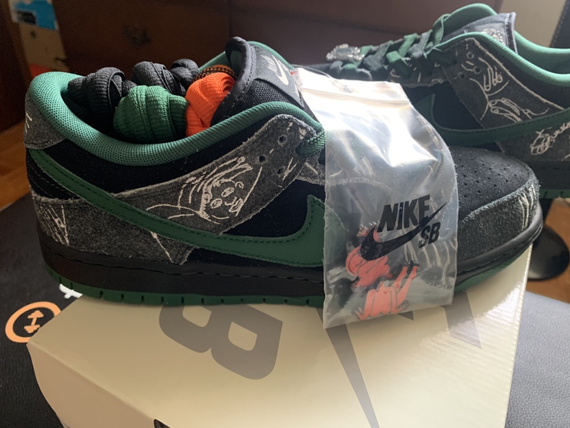 Nike SB Dunk Low There Skateboard - photo 4
