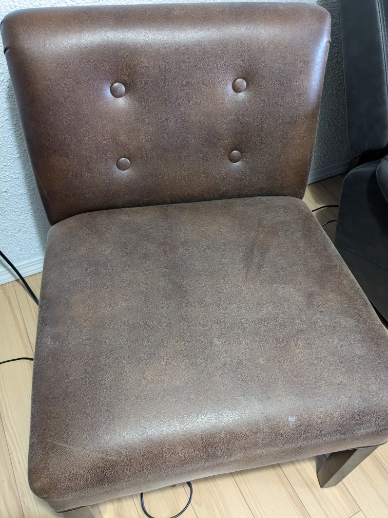 leather chair - photo 2