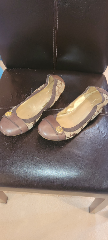 Coach Signature Flats Size 6 - photo 2