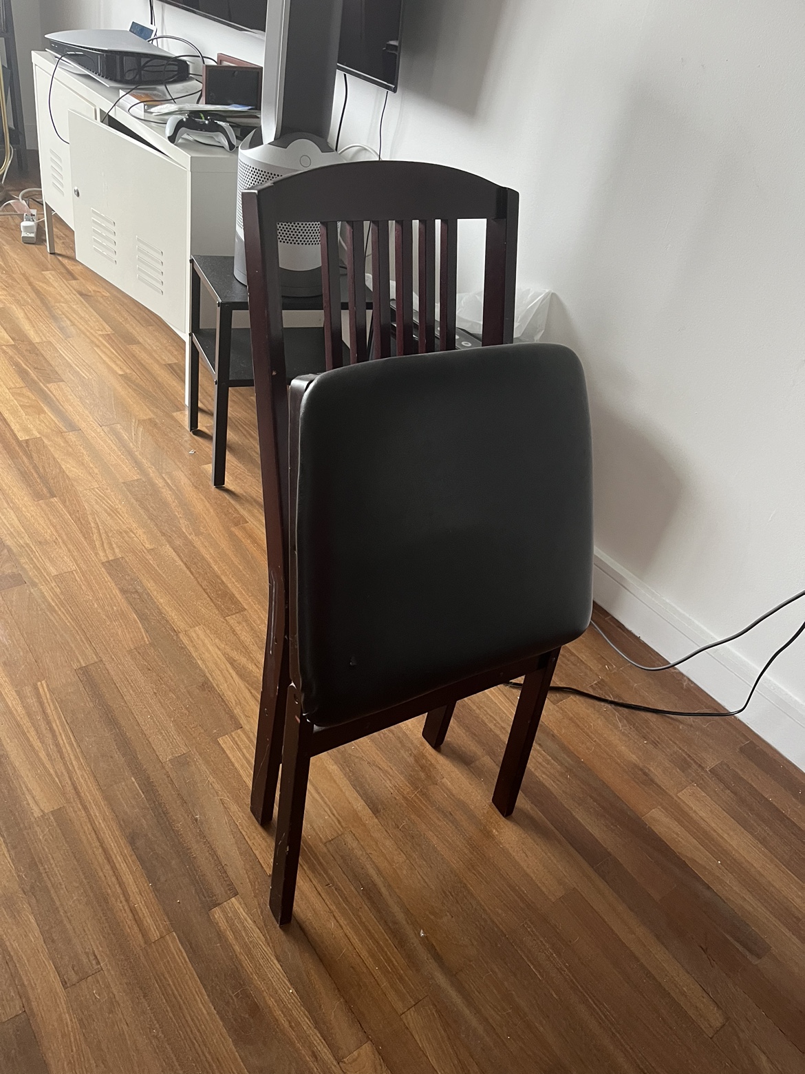 Chair - photo 3