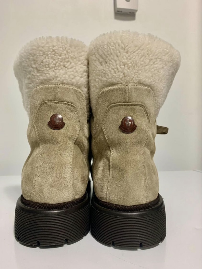 Moncler Suede Boots Size 40 image indicator(4)