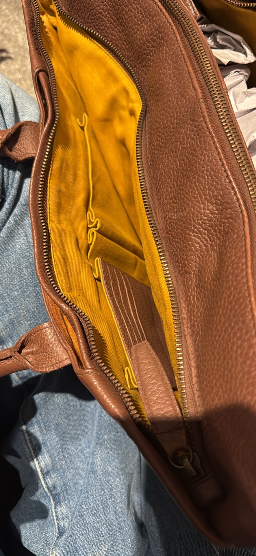 Multiple bags for sale - photo 4